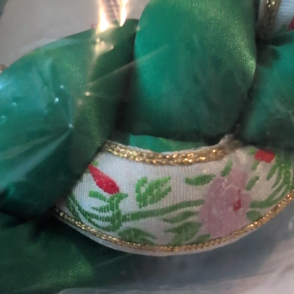 80s 90s Vintage Satin‎ Floral Braided Christmas Holiday Wreath Decor NIP